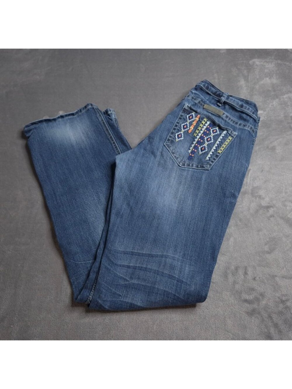 Cowgirl Tuff Womens Aztec Mustang Straight Leg Jeans 33 Medium Wash Embroidered